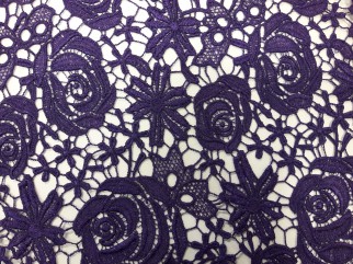 Apģērbu audumi - Mežģīņu  audums, violets Apģērbu audumi - Mežģīņu  audums, violets